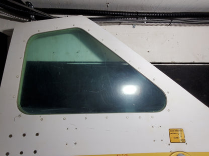 Crew Door - RH - Cessna - 5H-TAZ