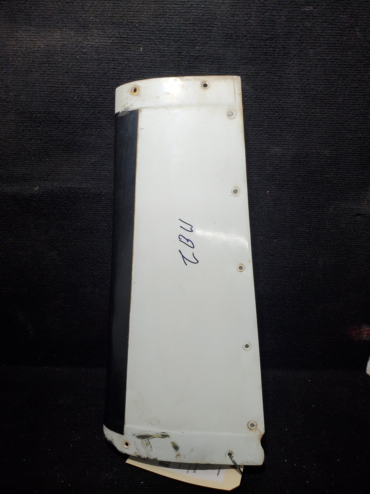 MLG Cover Assy - LH - Cessna - 5Y-ZBW