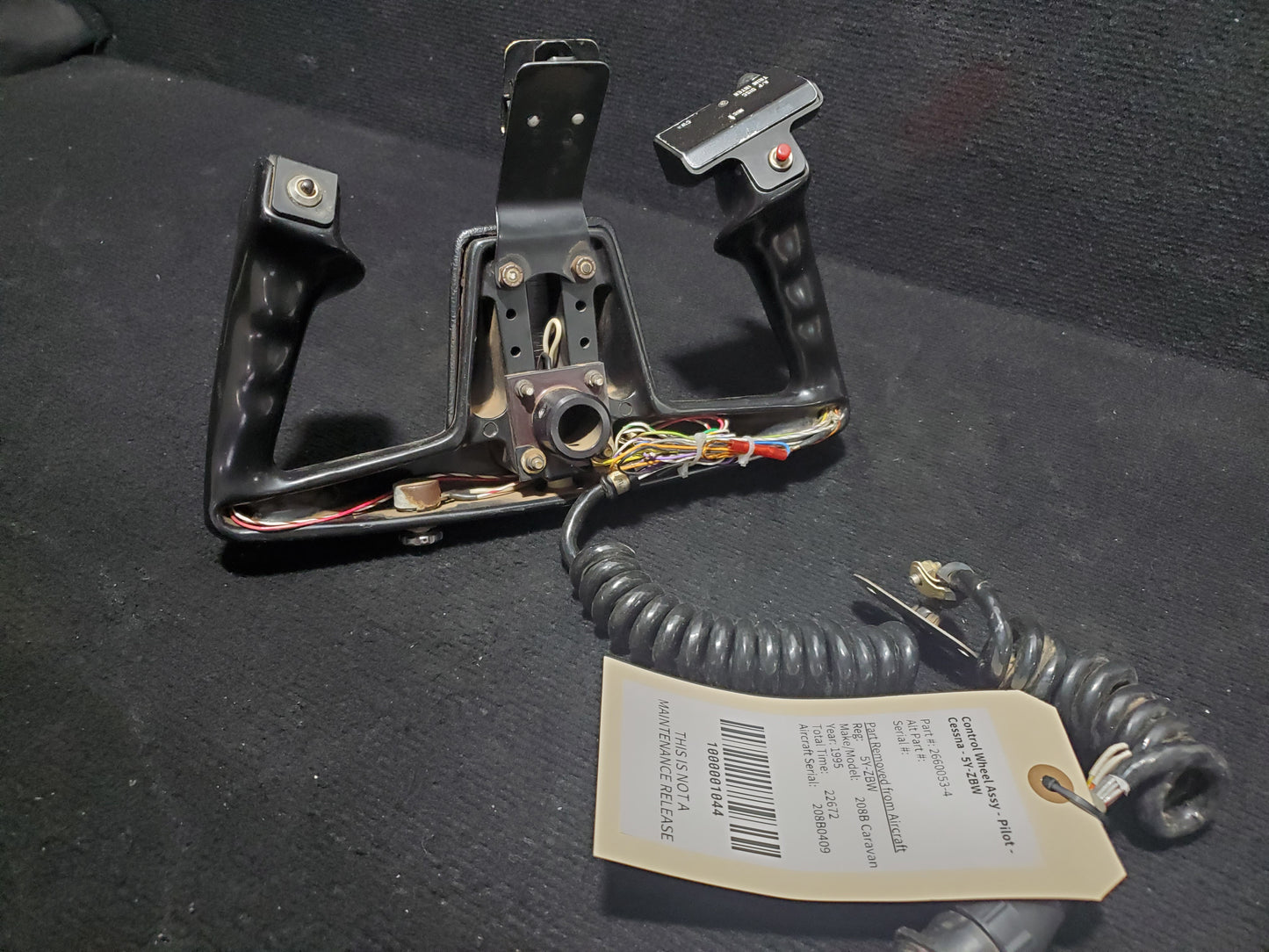 Control Wheel Assy - Pilot - Cessna - 5Y-ZBW