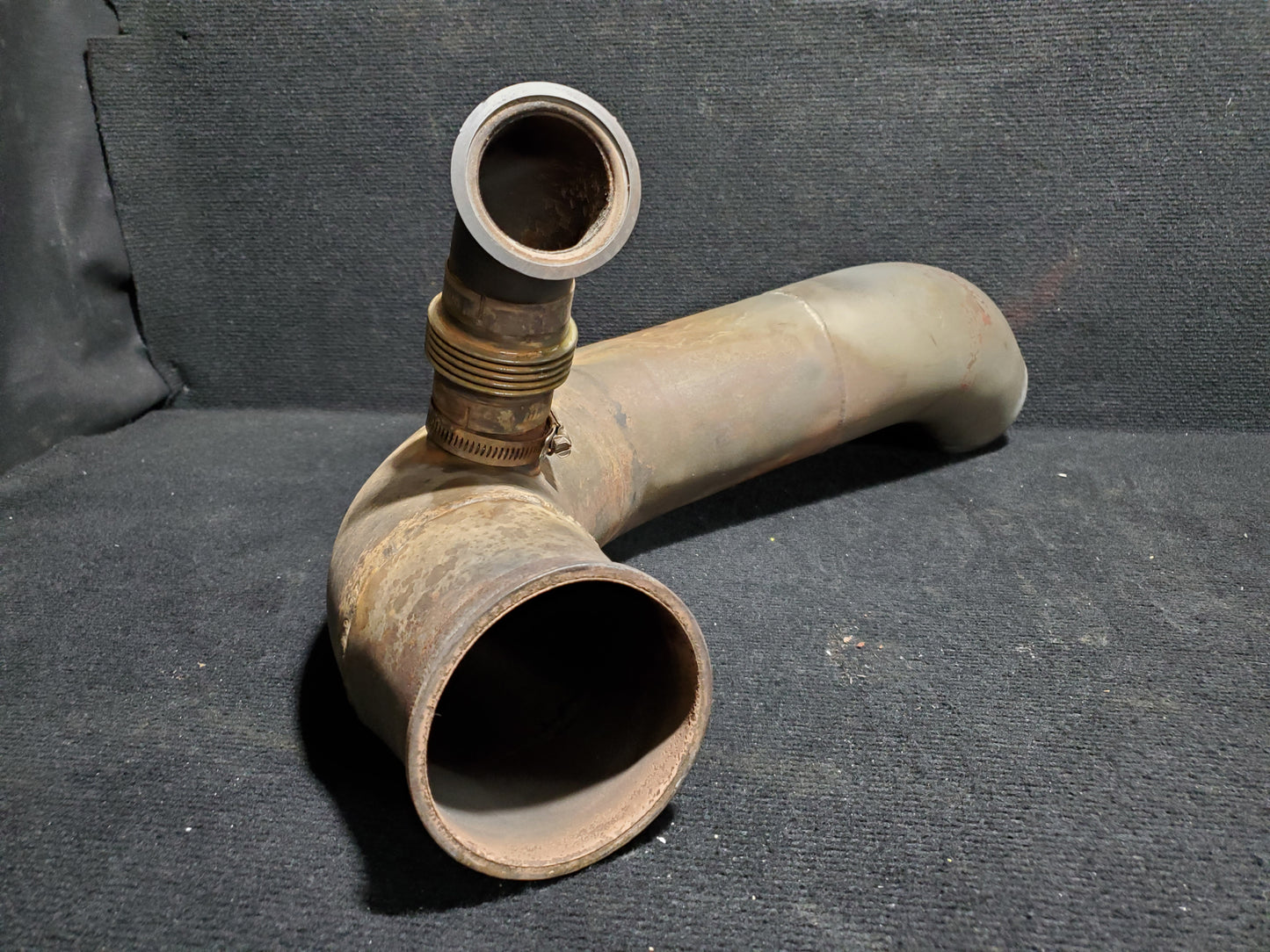 Tailpipe Assy LH Engine - Exhaust - Cessna - C-FSYN