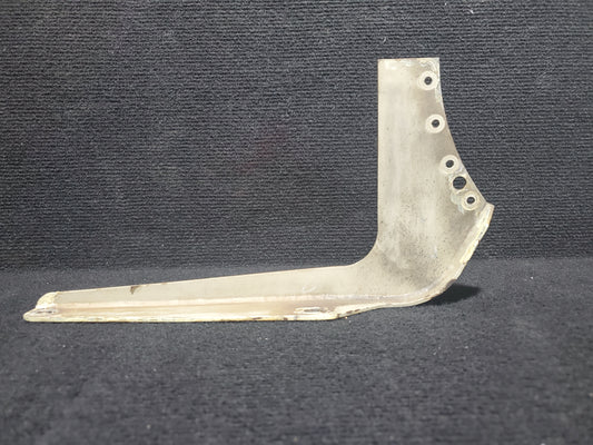Bracket - Oil Cooler Mounting Lower - Cessna - 5Y-ZBW