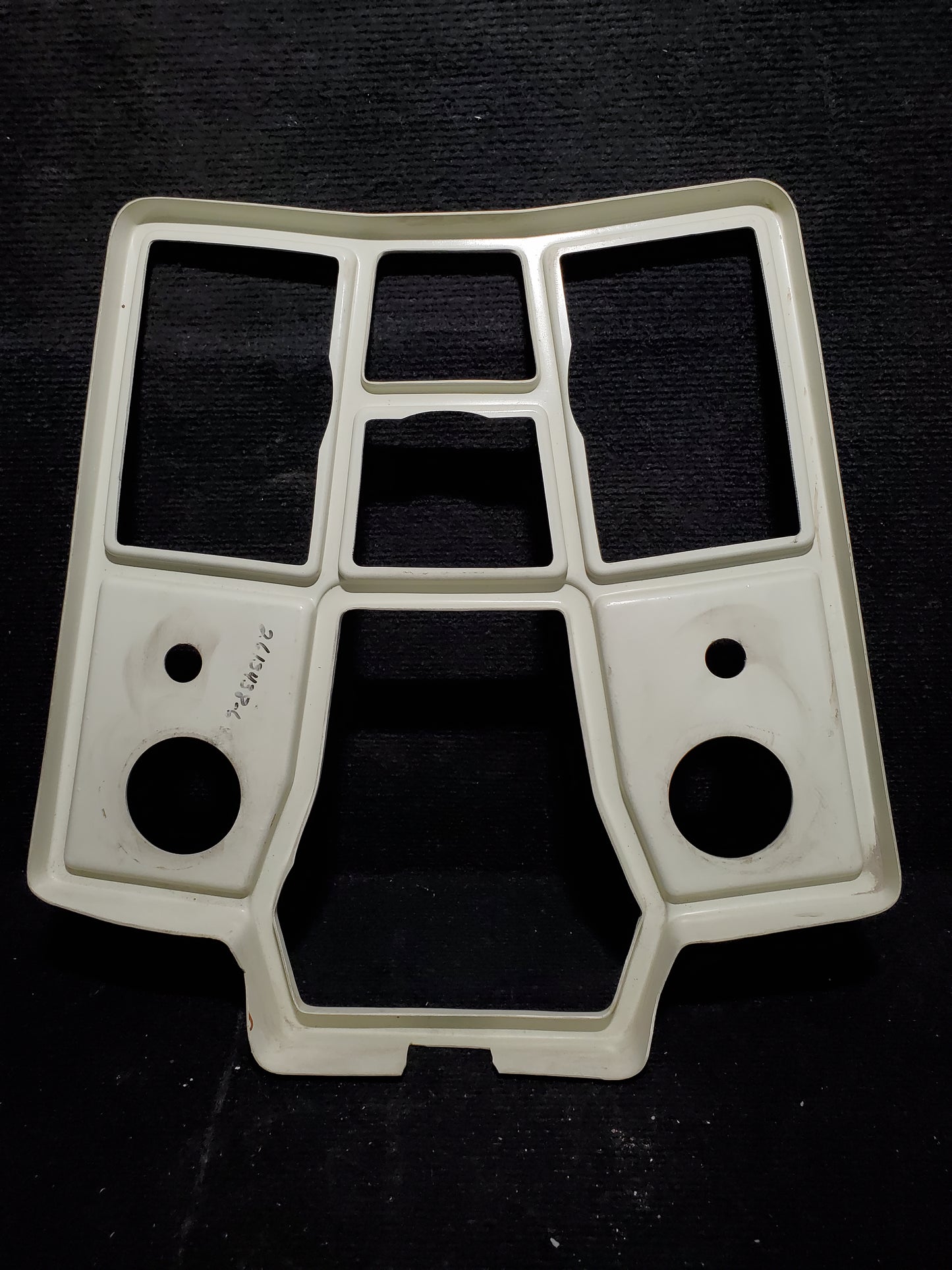 Overhead Console Trim Panel - Cessna - V3-HGW
