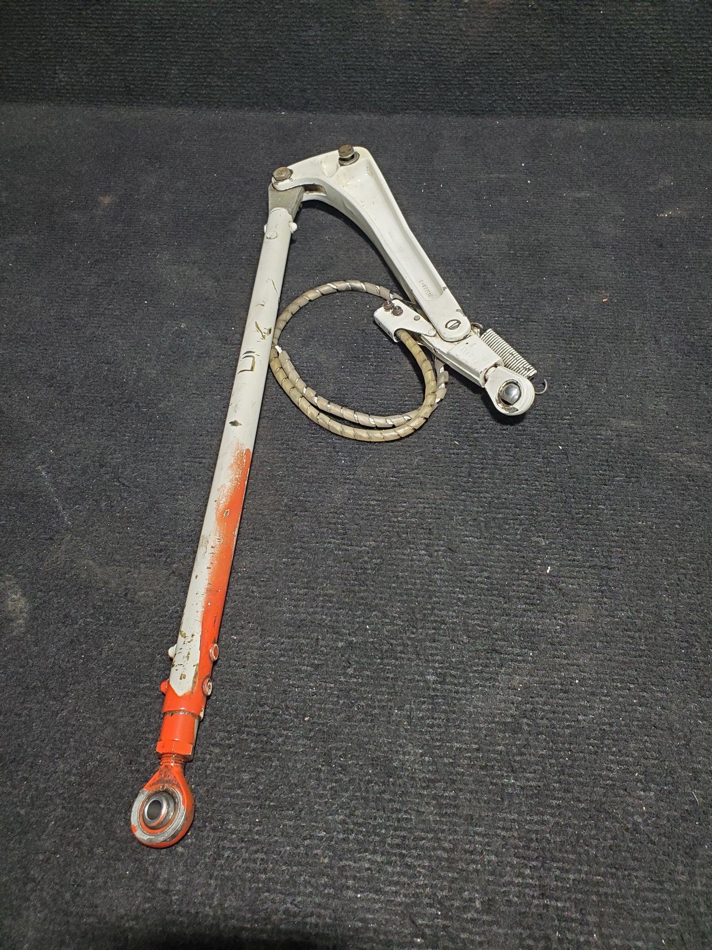 Main Landing Gear Bellcrank Assy LH - Cessna - C-FSYN