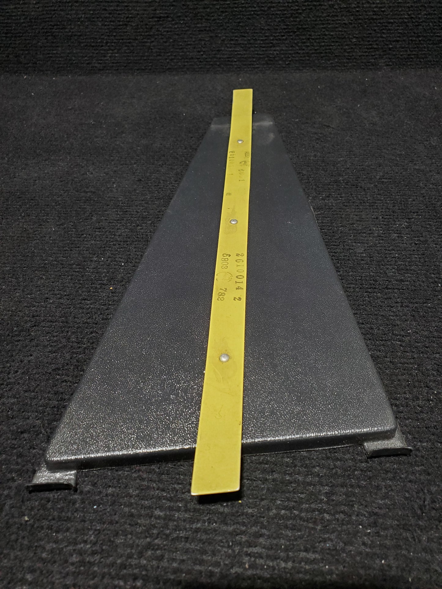 Oil Drip Pan Assy - Cessna - 5Y-ZBW