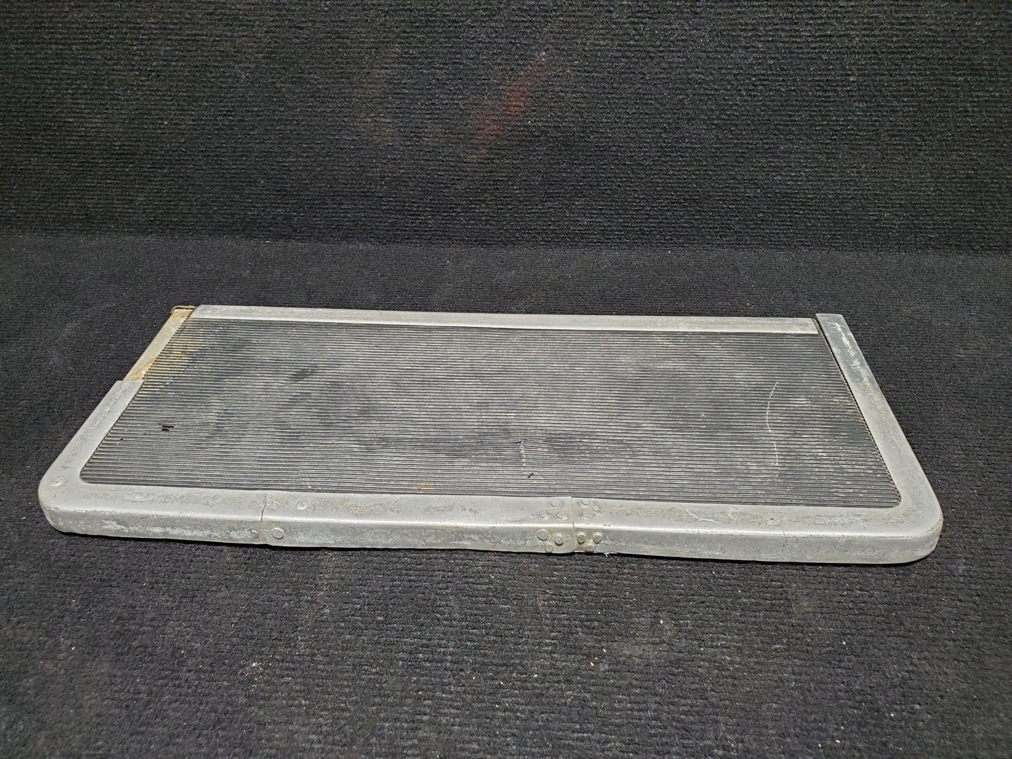 Door Step Assy - Passenger Lower - Cessna - 5Y-BUC