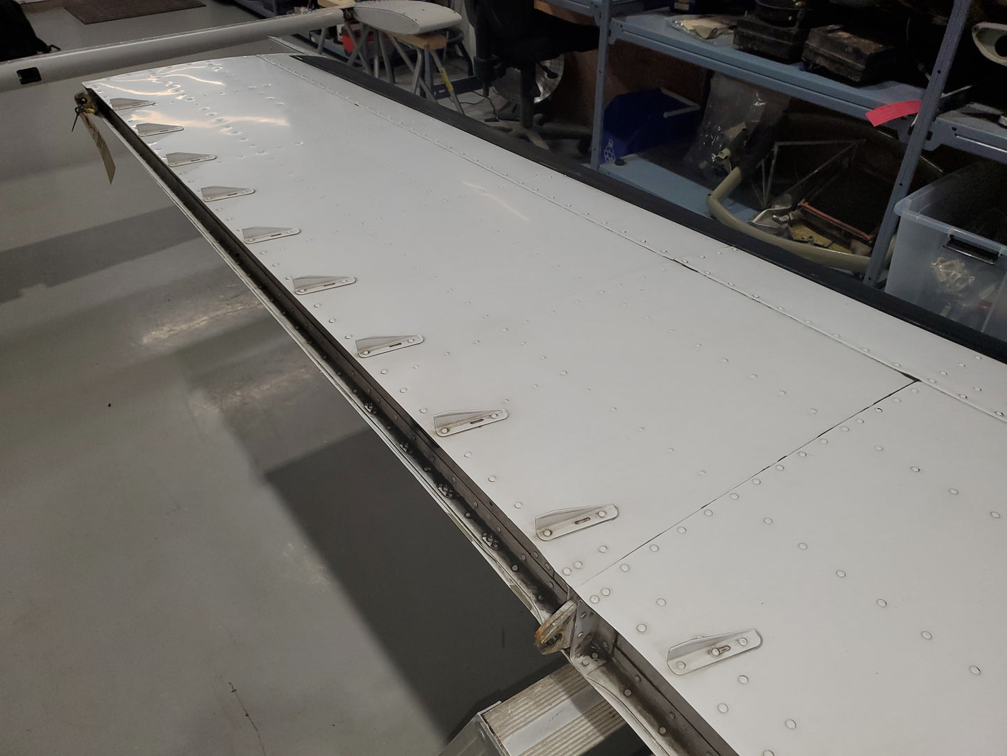 Horizontal Stabilizer - Cessna 208B Caravan - OO-SEX