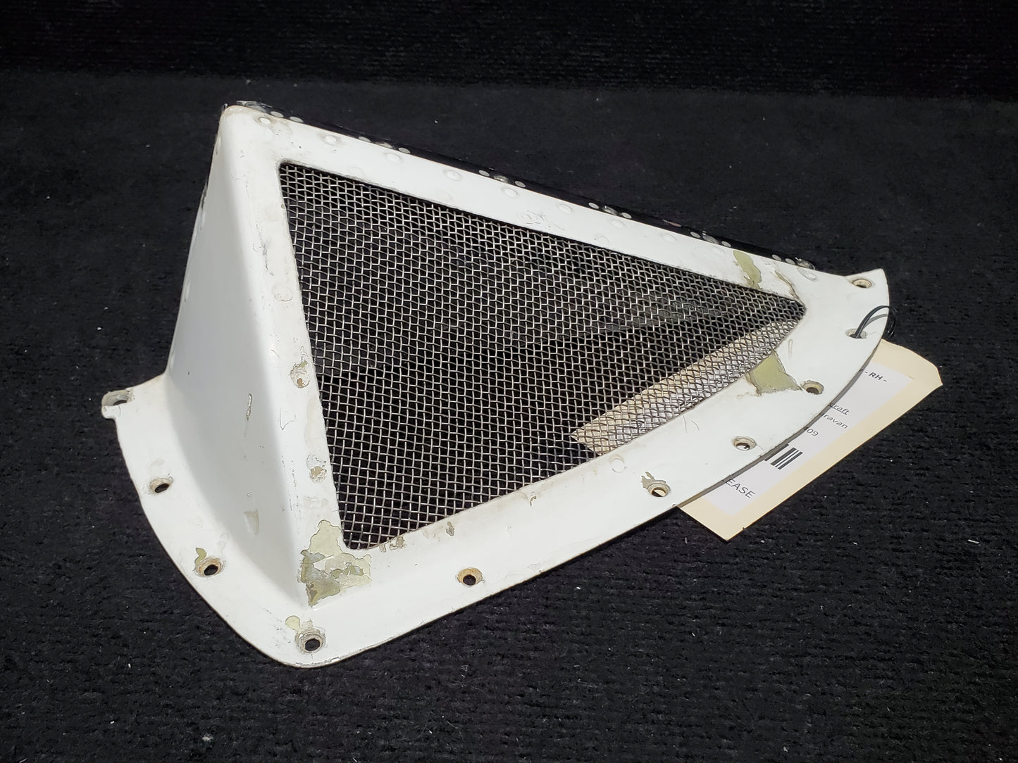 Air Scoop Assembly - RH - Cessna - 5Y-ZBW