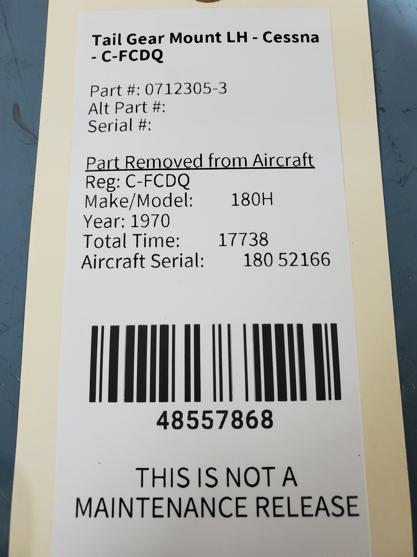 Tail Gear Mount LH - Cessna - C-FCDQ