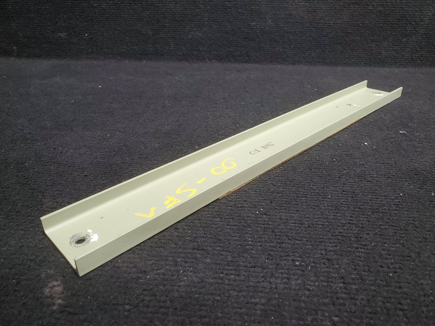 Fuel Reservoir Support Assy - Cessna - OO-SEX