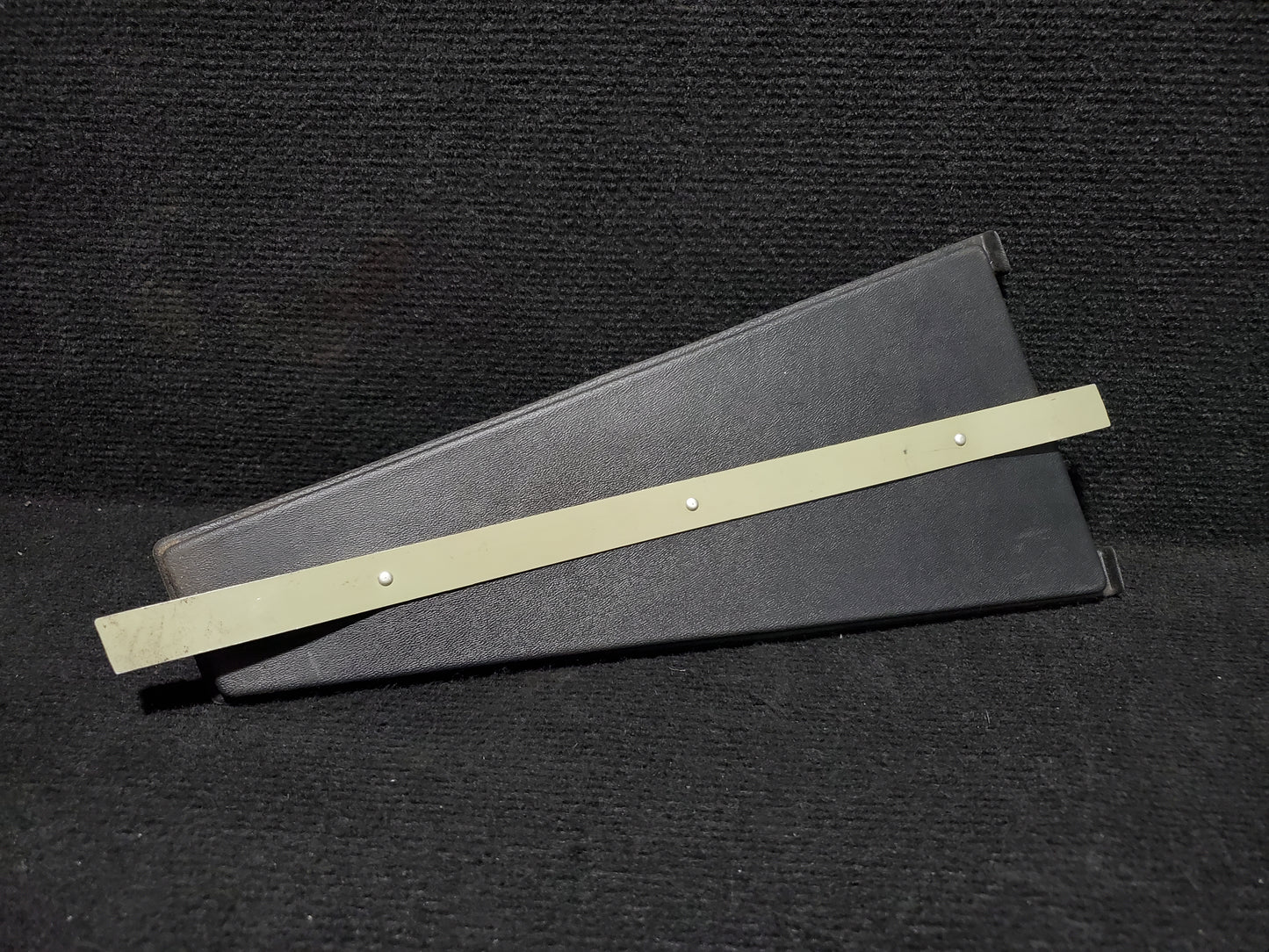 Oil Drip Pan Assy - Cessna - 5H-TAZ
