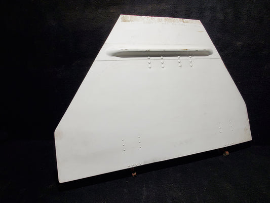 MLG Door Assy - LH OTBD - Beechcraft - C-FINV