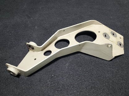 Bracket Assy 95 Amp Alternator - Cessna 208B - 5Y-ZBW