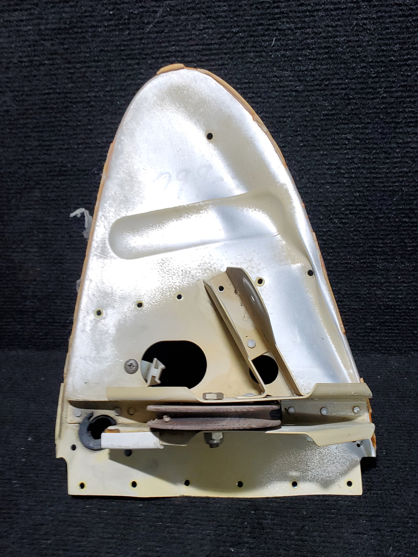 Pulley Bracket - LH AFT - Cessna - MISC