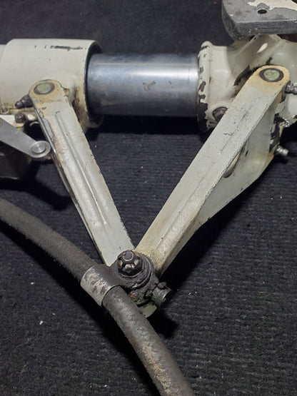 Main Landing Gear Torque Link Assy LH - Cessna - C-FSYN
